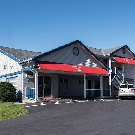 Econo Lodge Rutland City Near Hwy 7 Exteriör bild