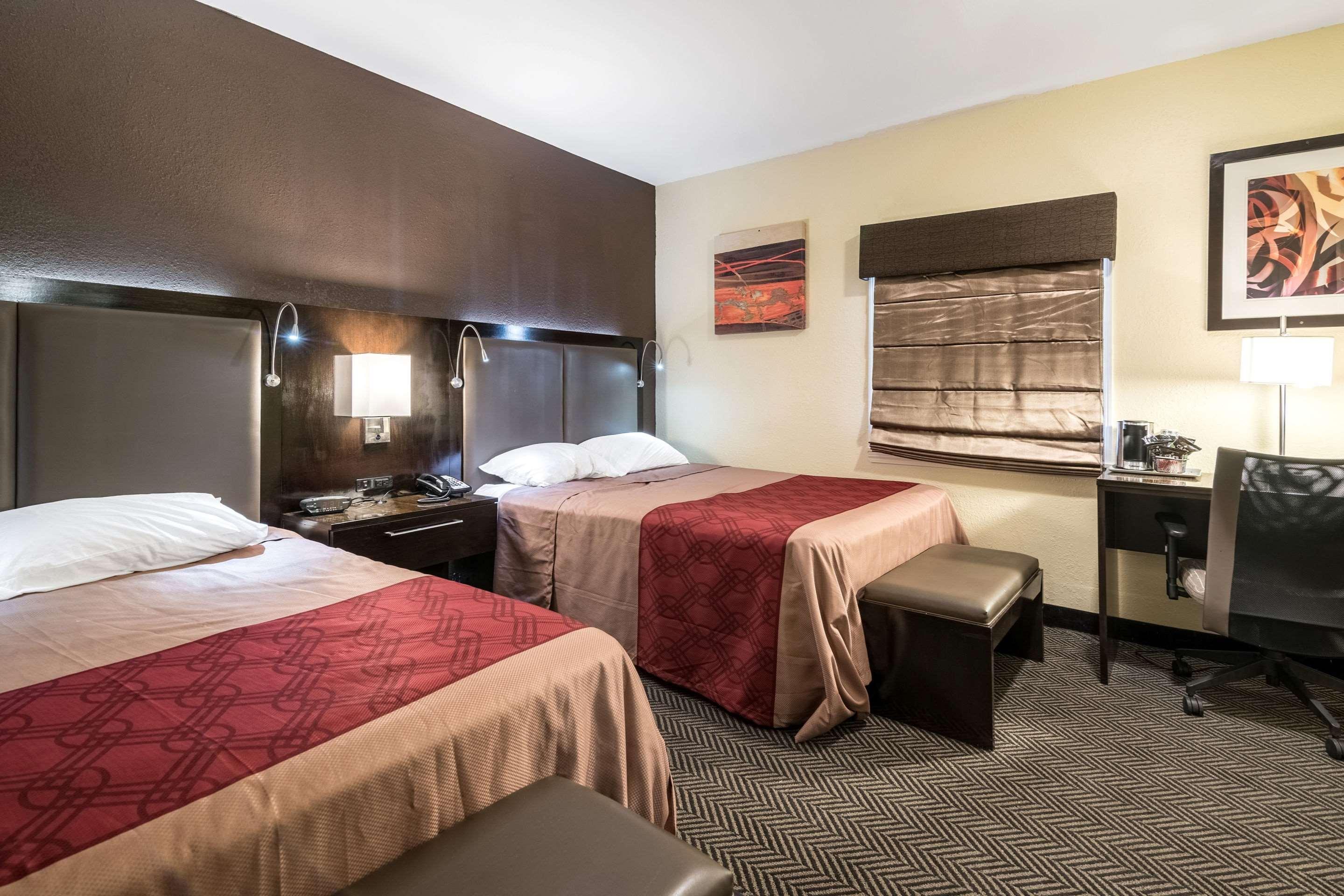 Econo Lodge Rutland City Near Hwy 7 Exteriör bild