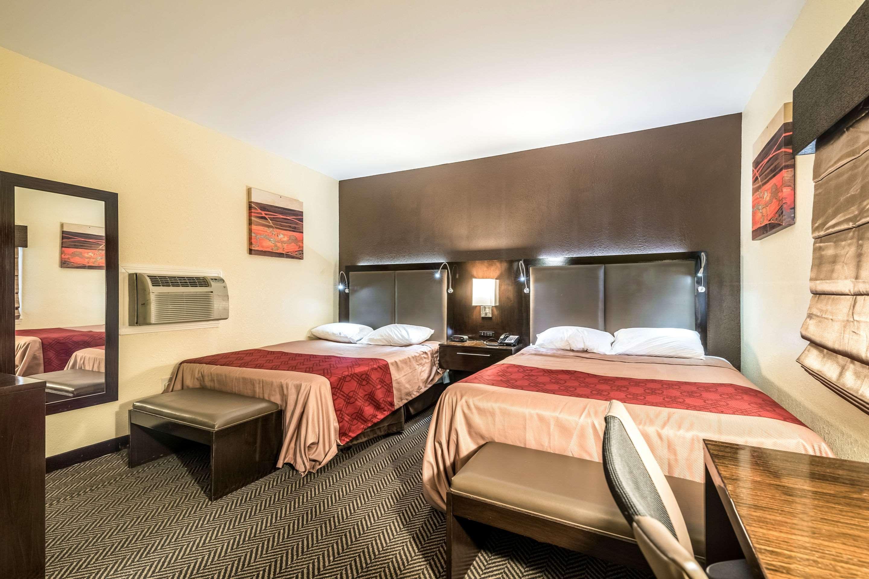 Econo Lodge Rutland City Near Hwy 7 Exteriör bild