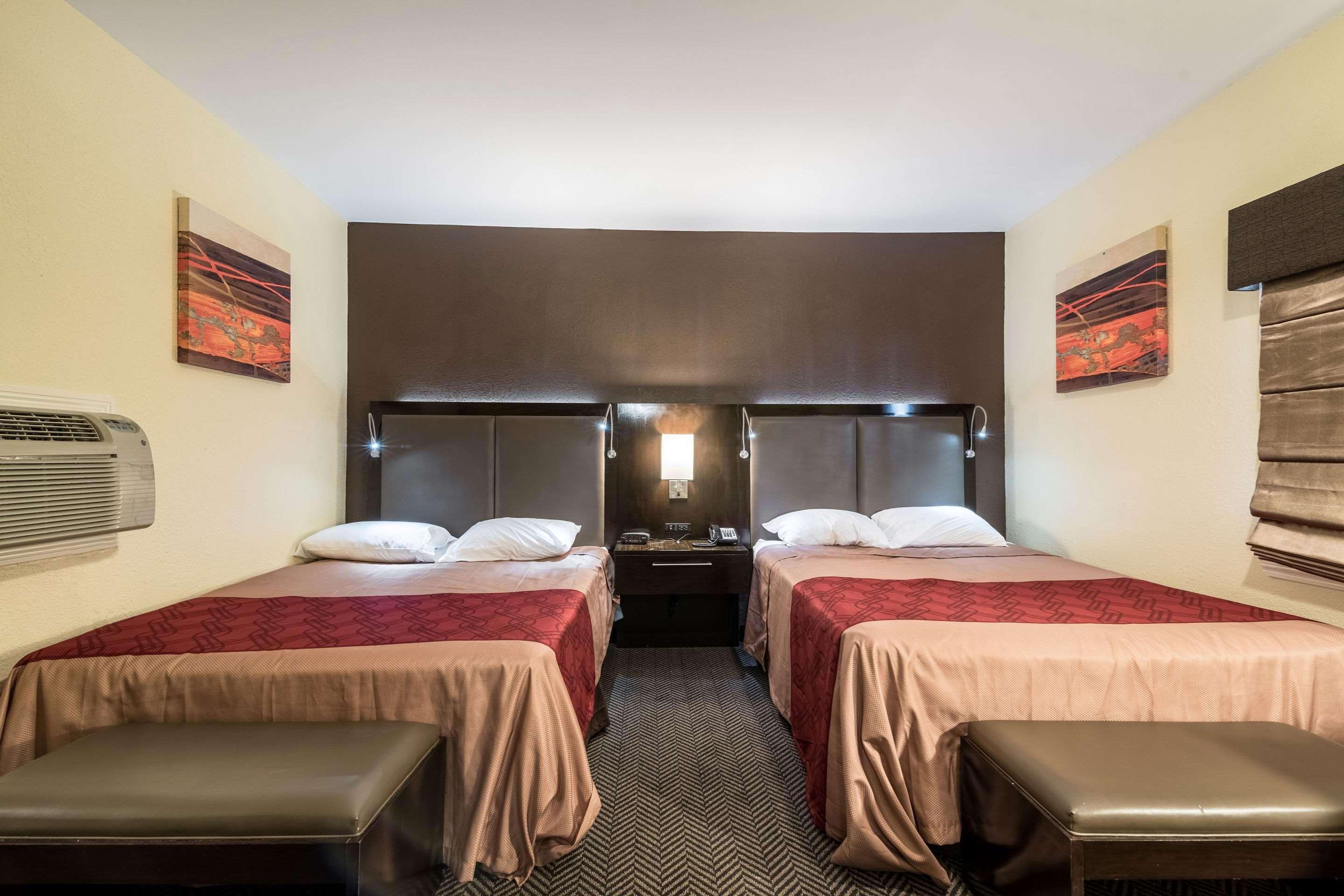 Econo Lodge Rutland City Near Hwy 7 Exteriör bild