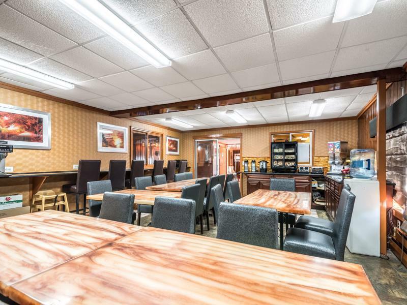 Econo Lodge Rutland City Near Hwy 7 Exteriör bild