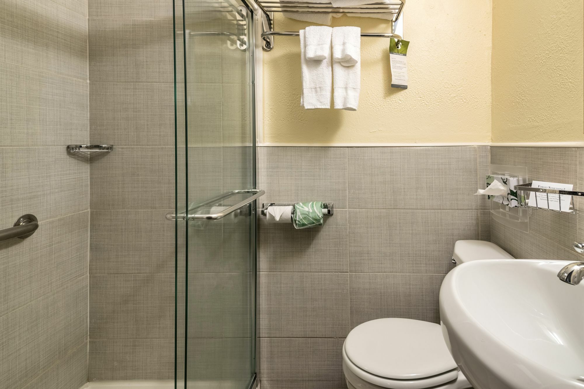Econo Lodge Rutland City Near Hwy 7 Exteriör bild