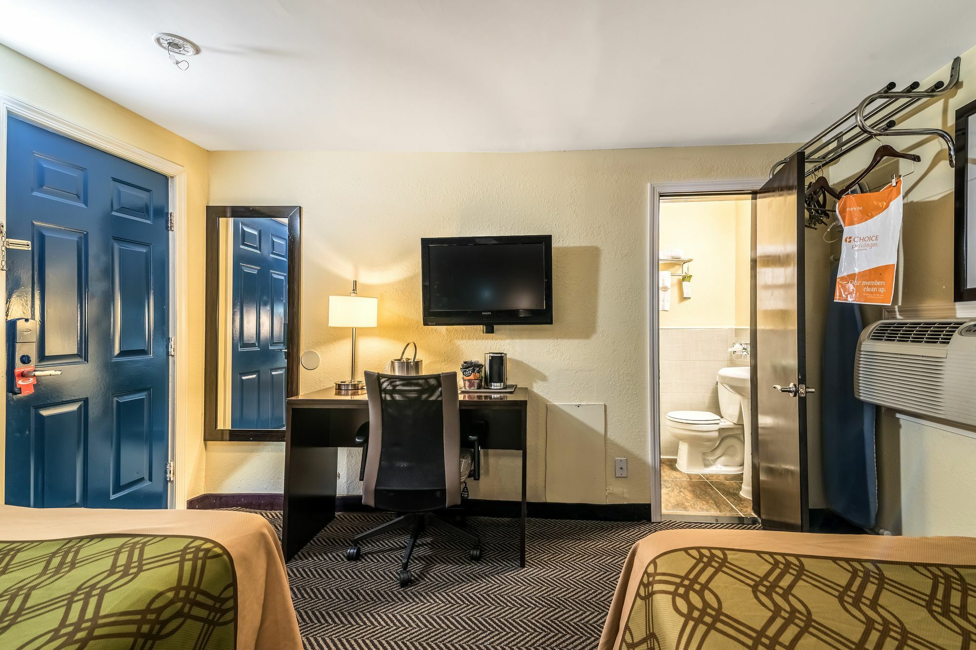 Econo Lodge Rutland City Near Hwy 7 Exteriör bild